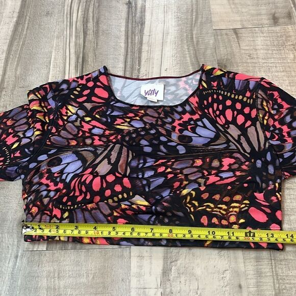 Yitty butterfly print midi crop mesh top size large - fits tight - Picture 8 of 9